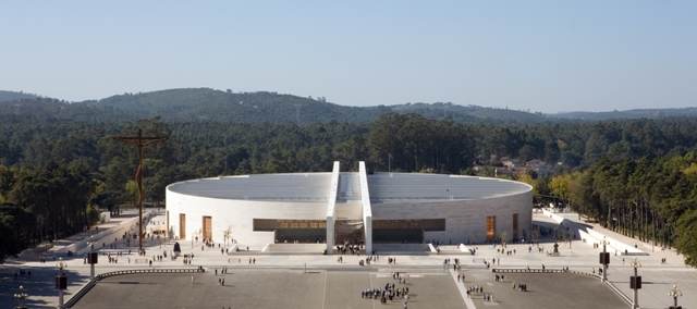 Basilica of the Most Holy Trinity, Fatima