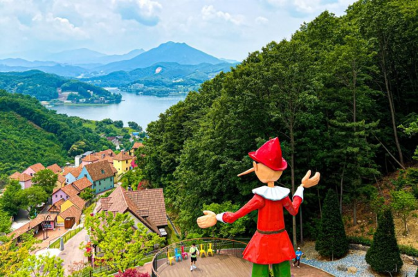 Explore Petite France or Italian Village