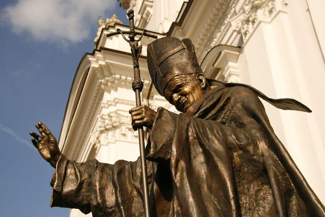 Statue of Saint John Paul II