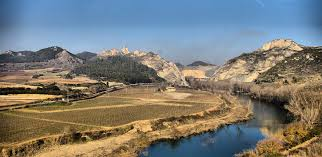 Take Photos from the Ebro River