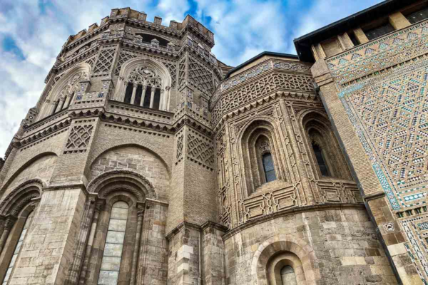 Visit La Seo for Sacred 