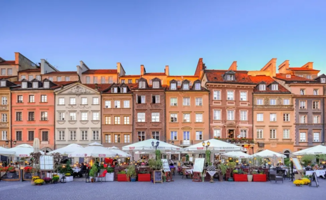 Walk Through Warsaw Old Town