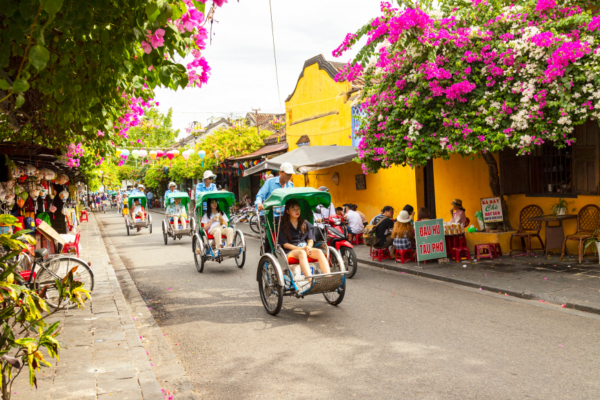 Walk Through Hoi An Ancient Town