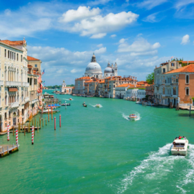 Traveling Across Multiple European Countries – What to Expect on a European Tour